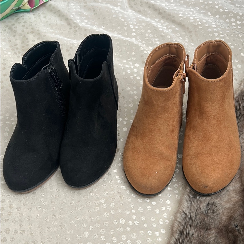 Stylish Black and Tan Ankle Boots for Toddlers Size 9